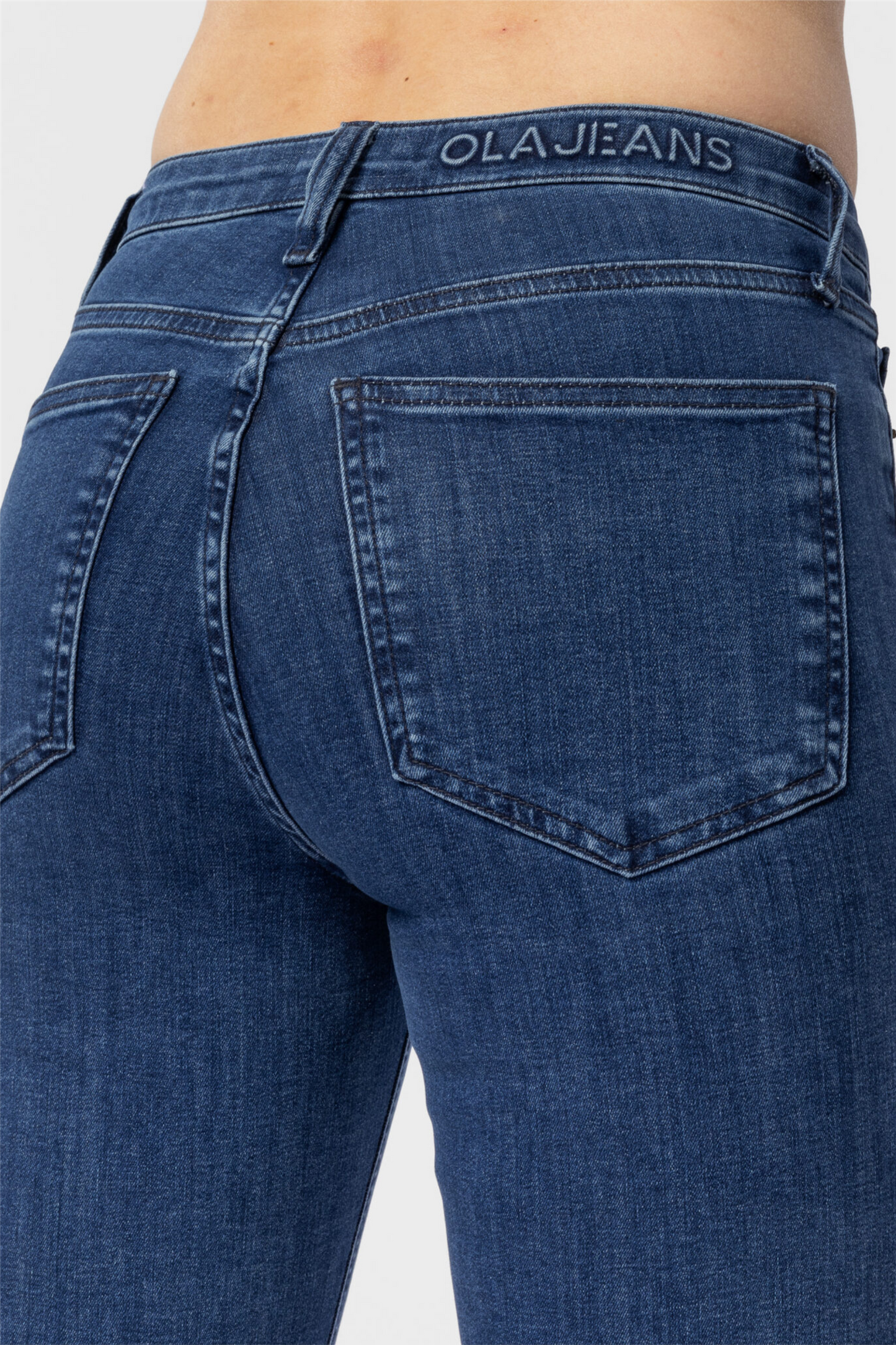 The MERETHE Jean Royal Indigo Blue