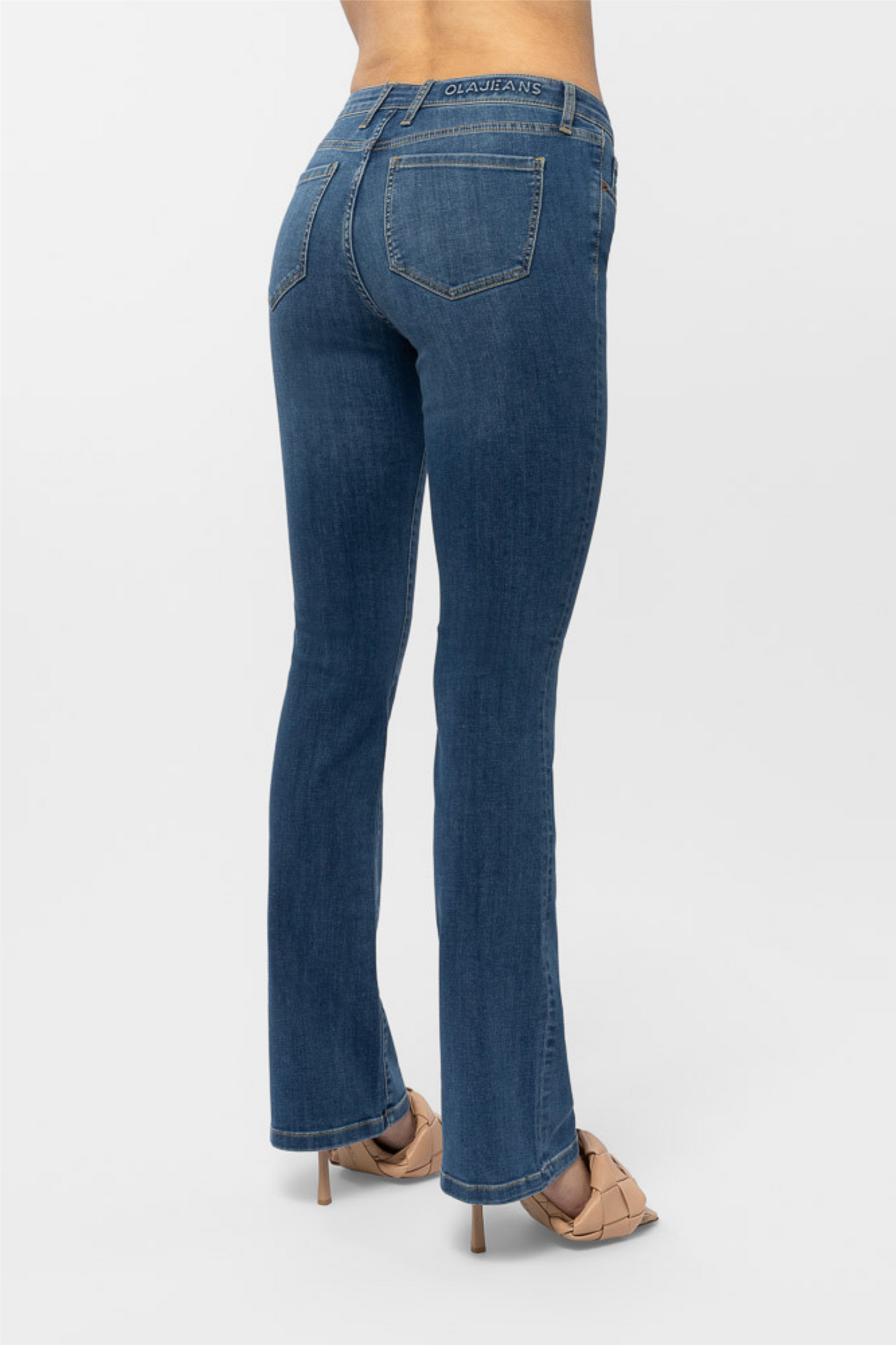 The RUTH Jean Vintage Blue