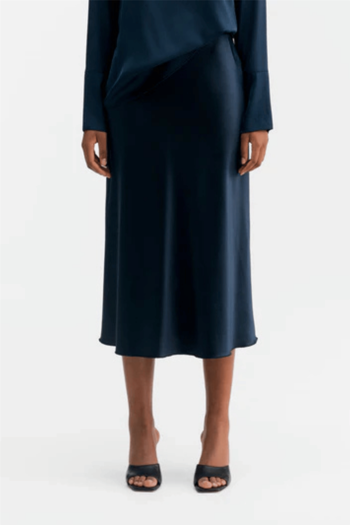 Hana Satin Silk Skirt Midnight Blue