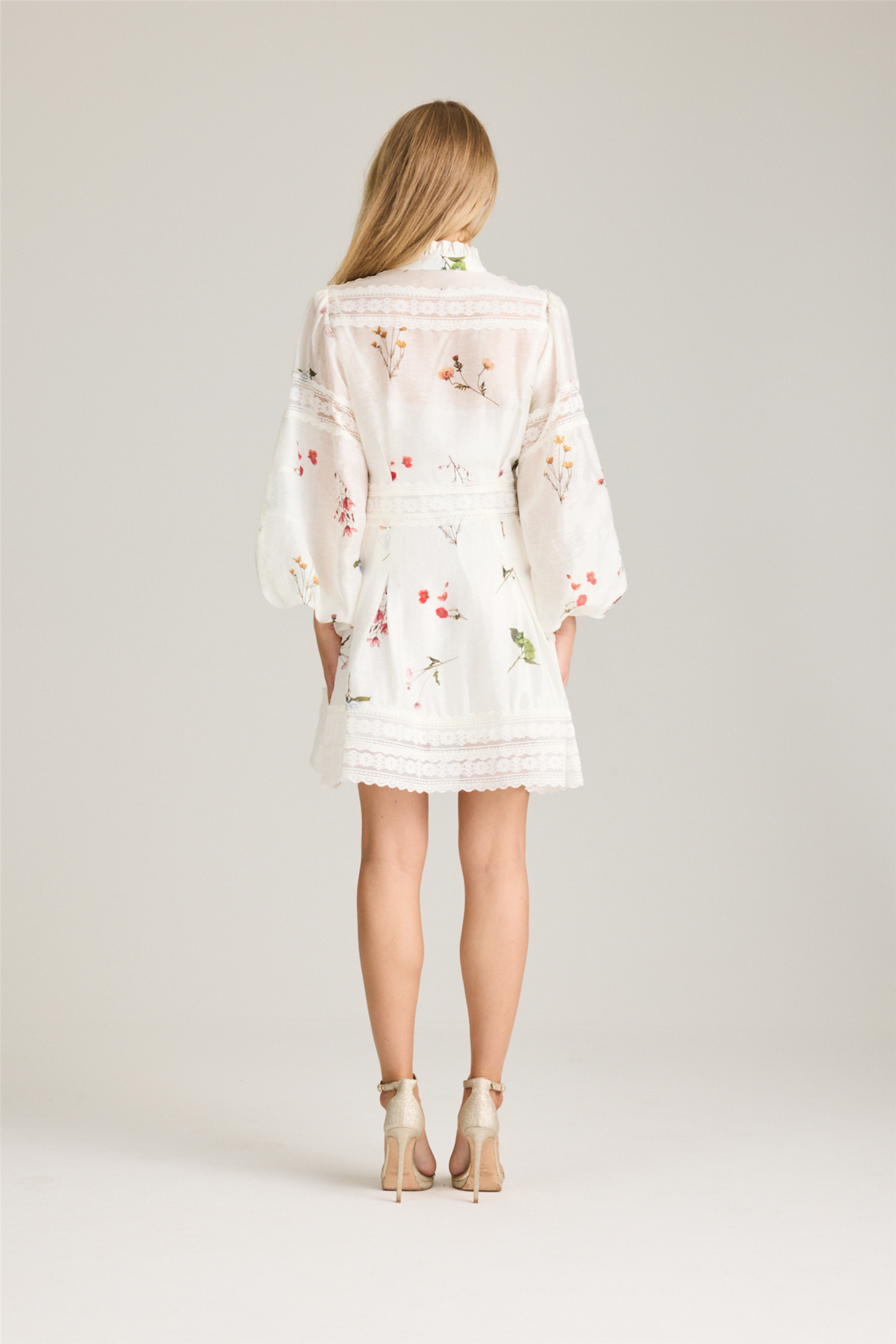Aliah dress White Garden