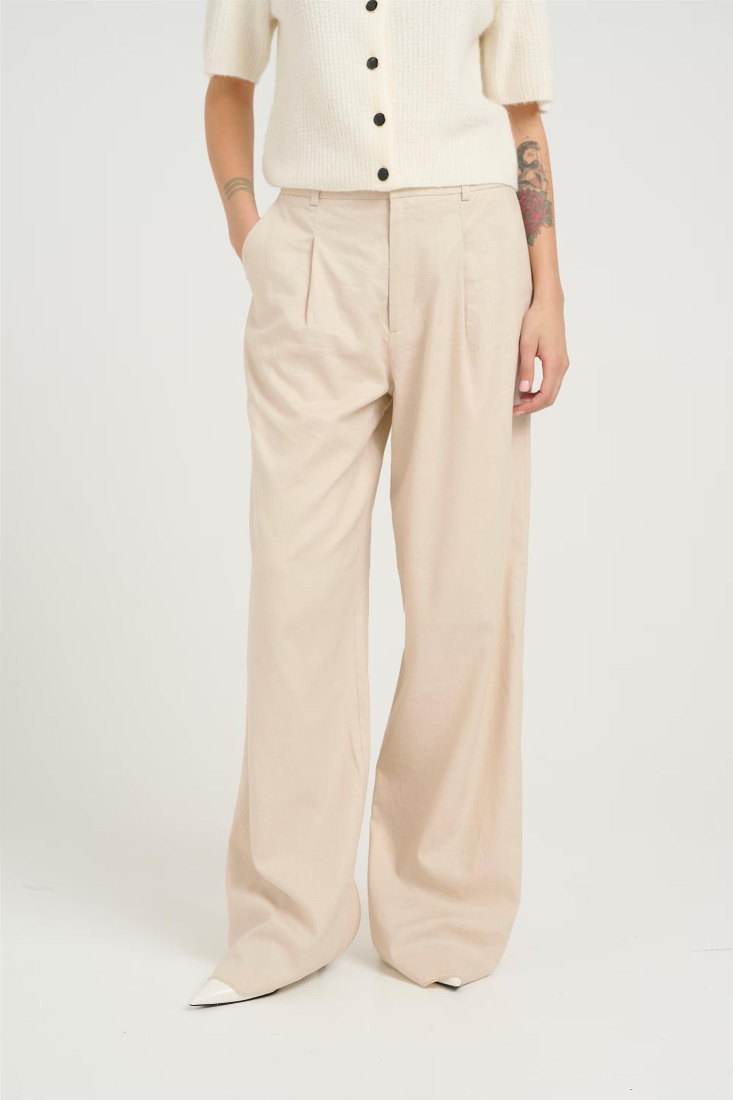 ElarahGZ linen HW pants Ancient Scroll