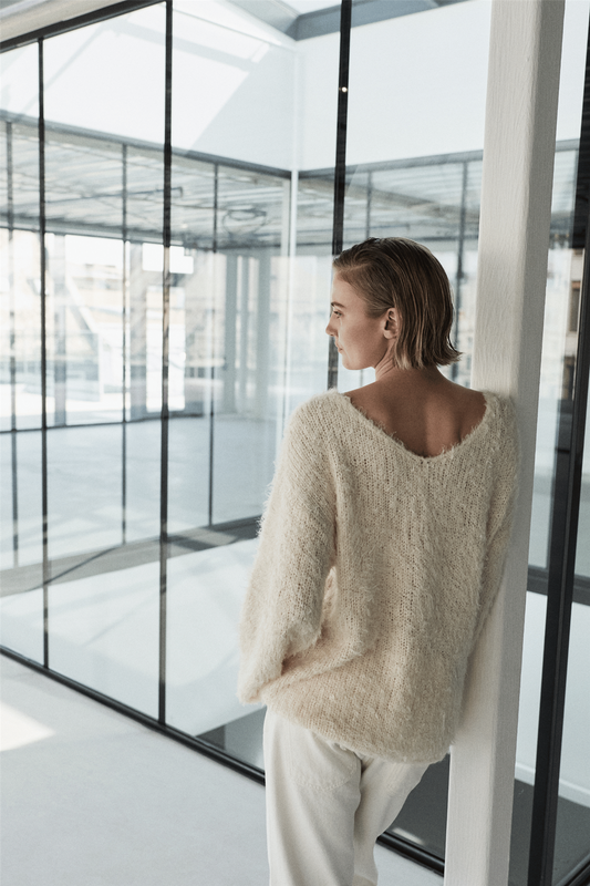Indulge Knit Cream