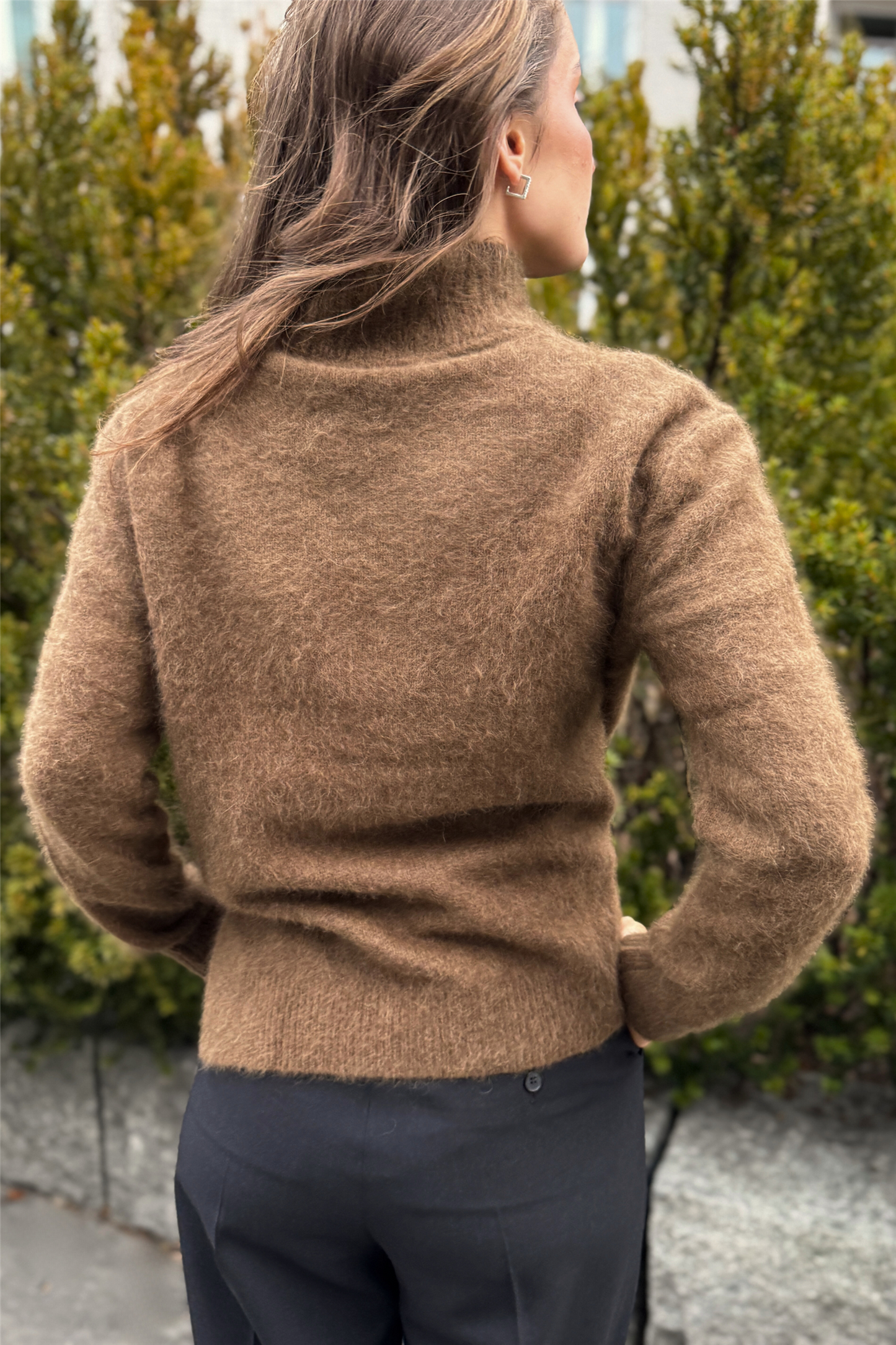 Jade Dark Brown