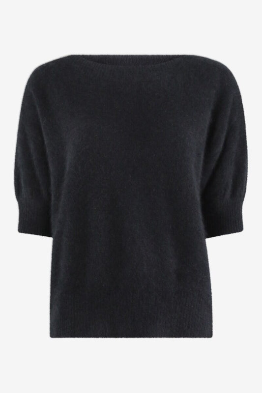 Moi Black