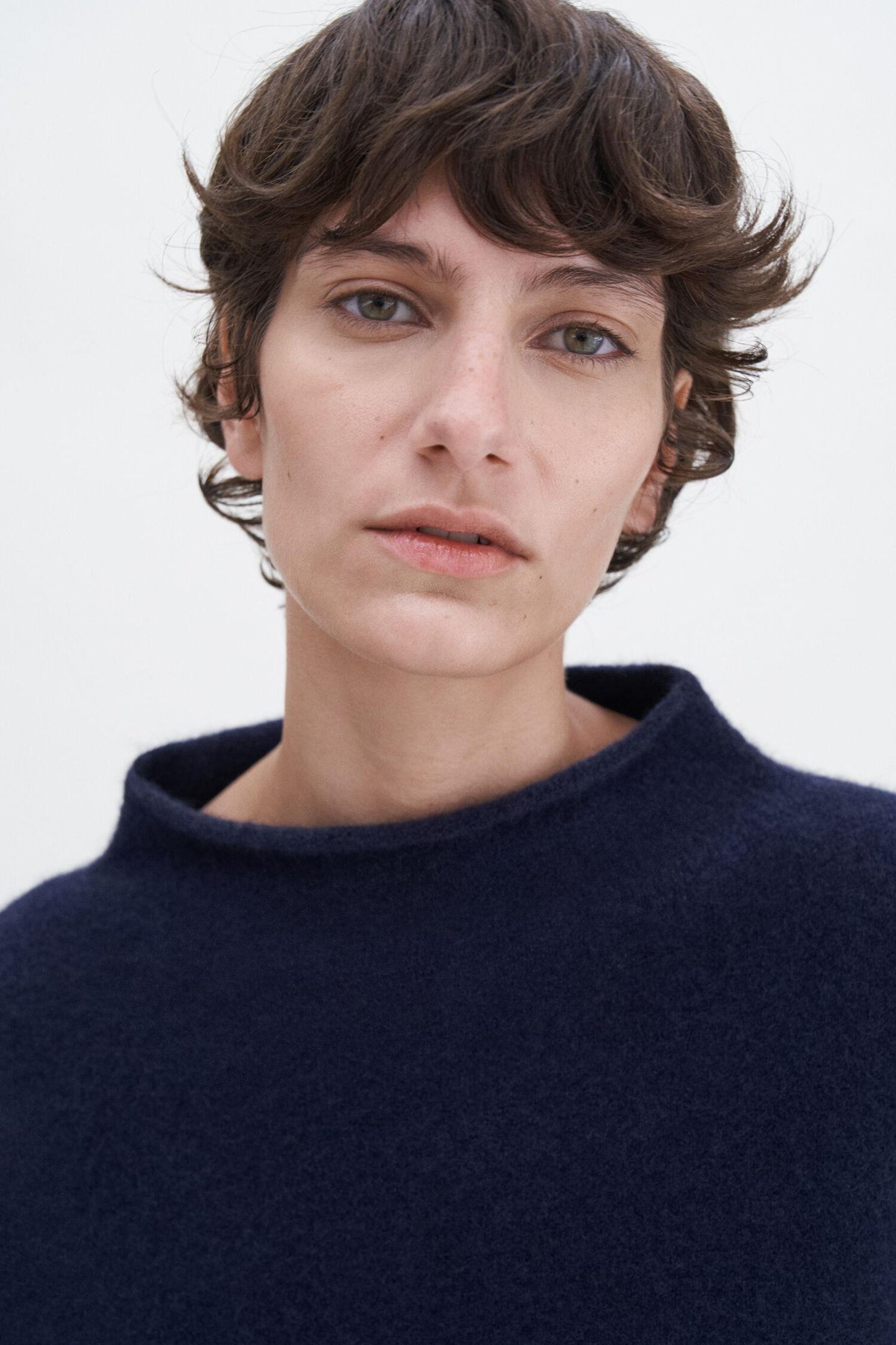 Mika Yak Funnelneck Sweater Navy