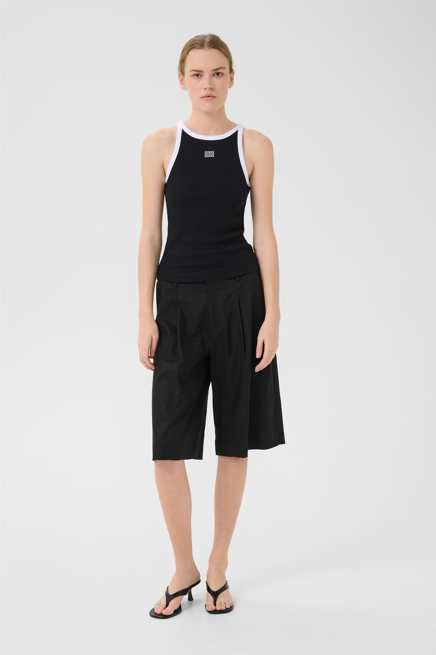 GZdrew contrast logo tank Black