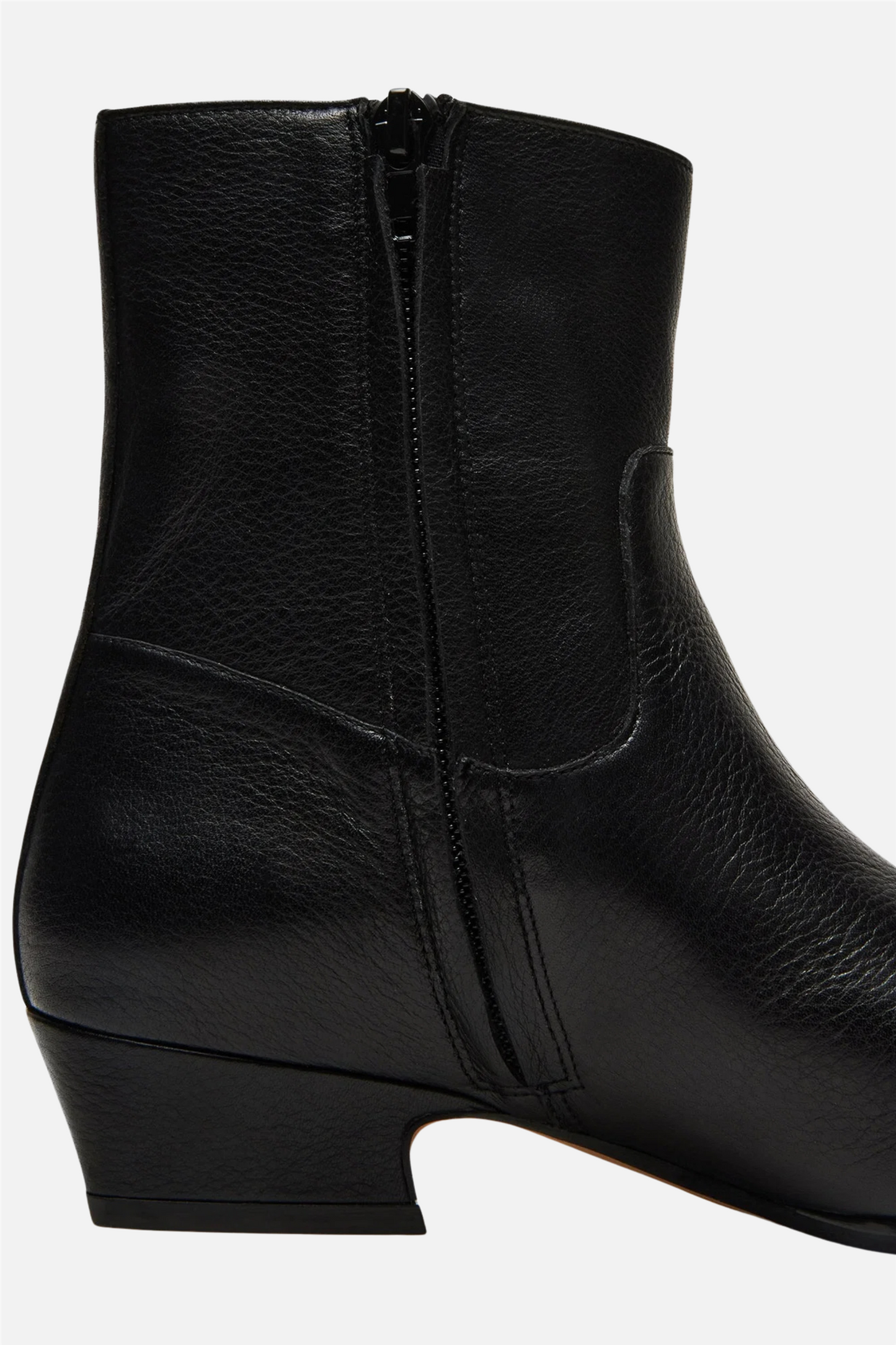 Dusty Ankle Boot Black Leather.