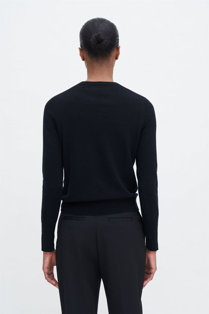 Merino R-Neck sweater Black