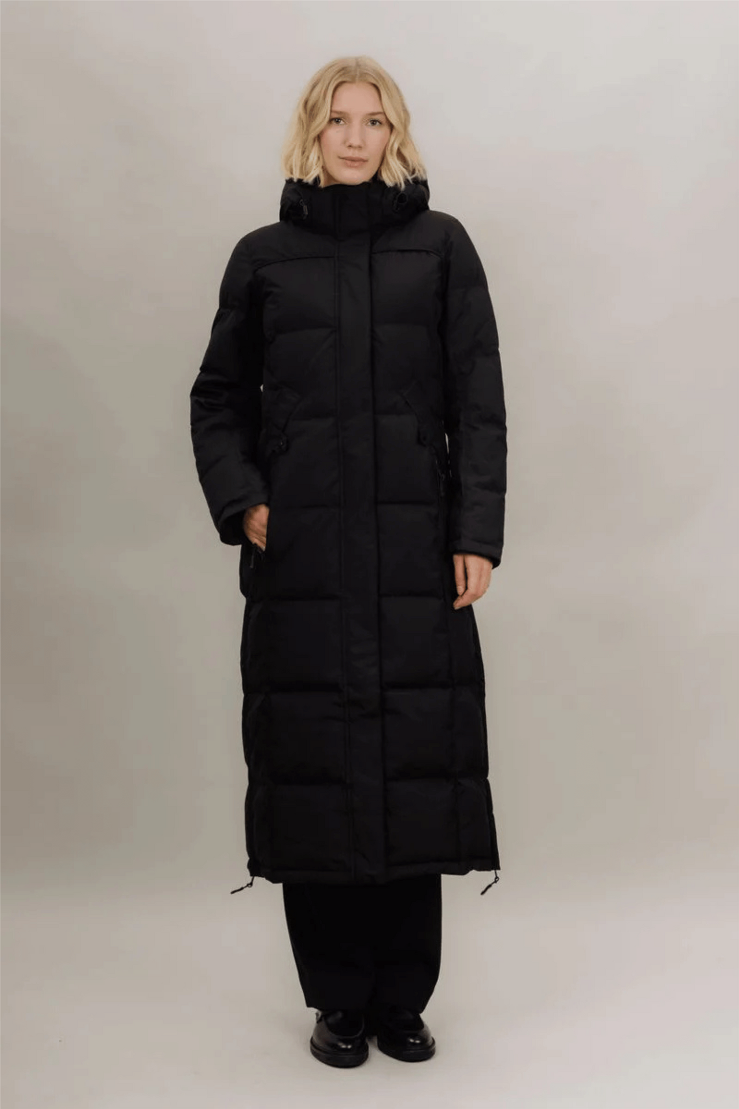 Laya Down Coat Black