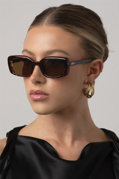Daisy Tort/Brown