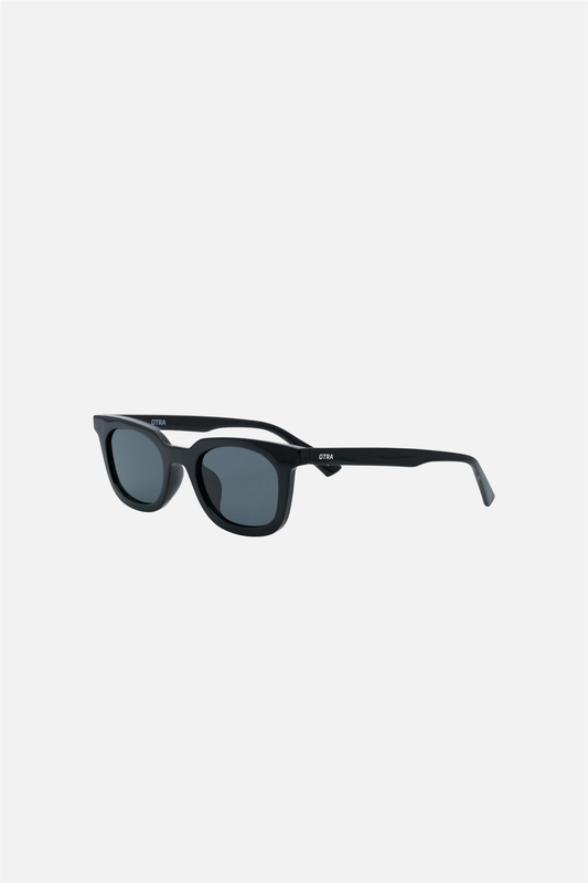 Nia Wayfarer Black