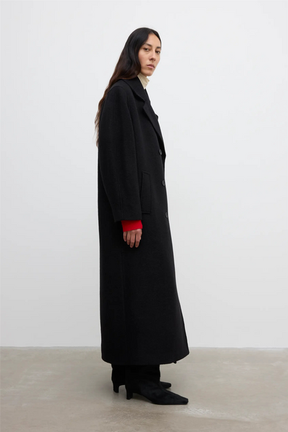 DB Wool Coat Black.