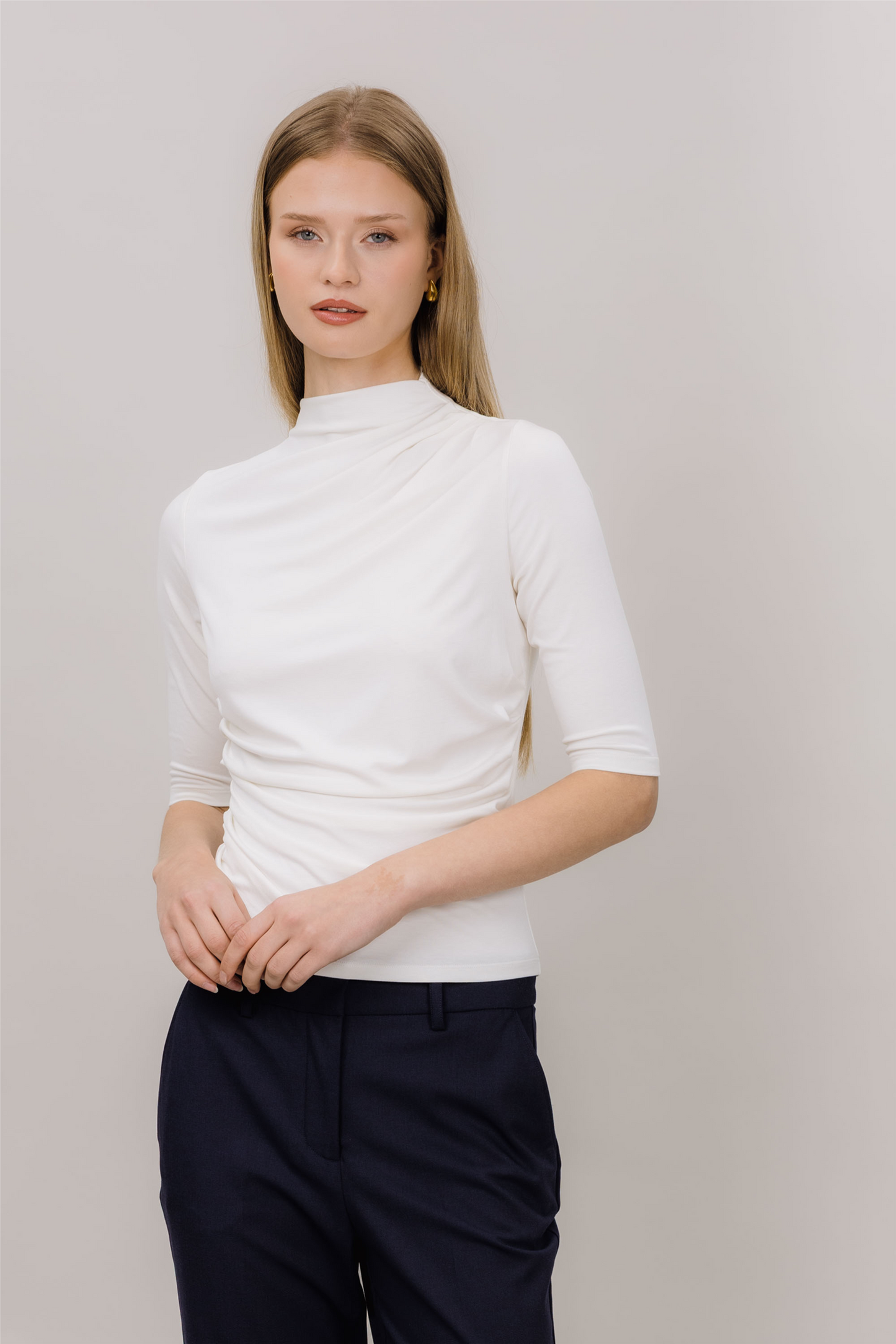 Lorie Top White.