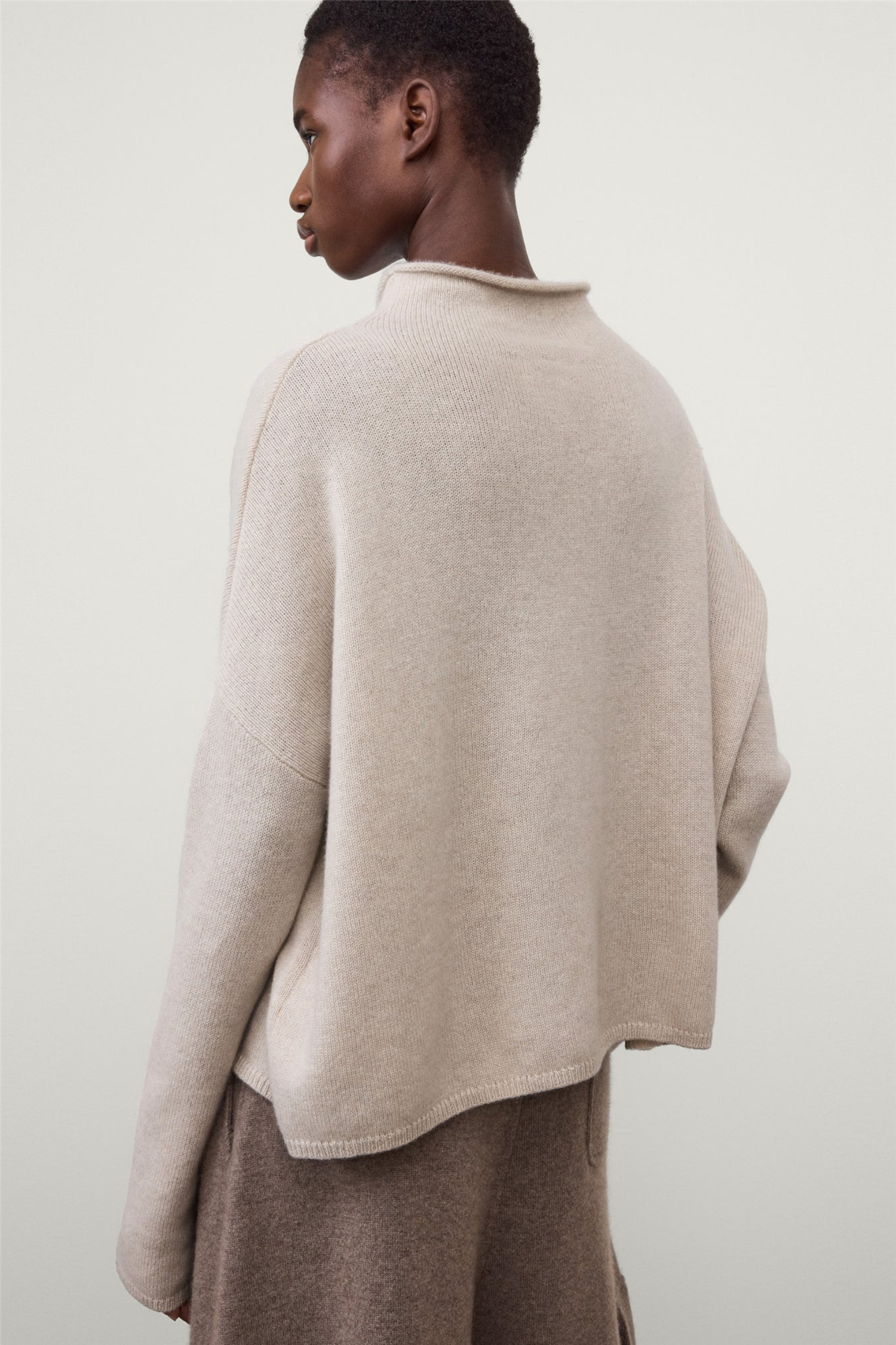 Sandy Sweater Sand.