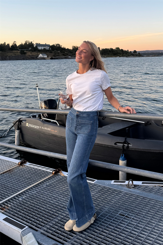 The NORA Jean Vintage Blue