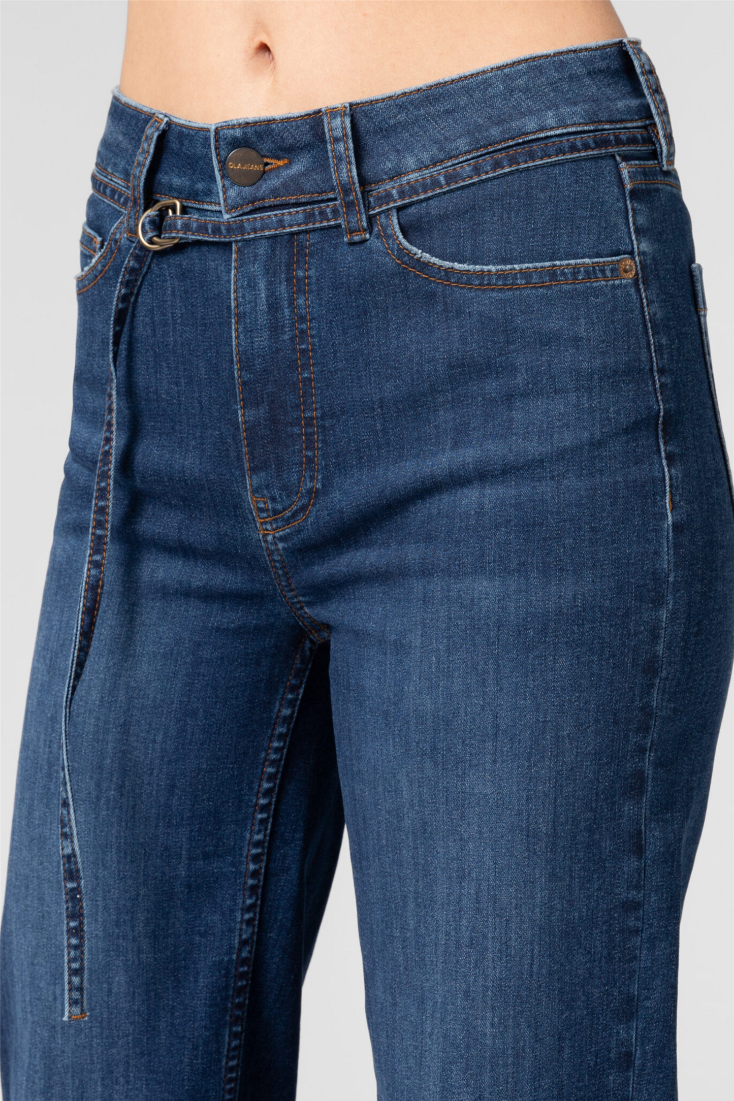 The HENNIE Jean Dark Vintage Blue