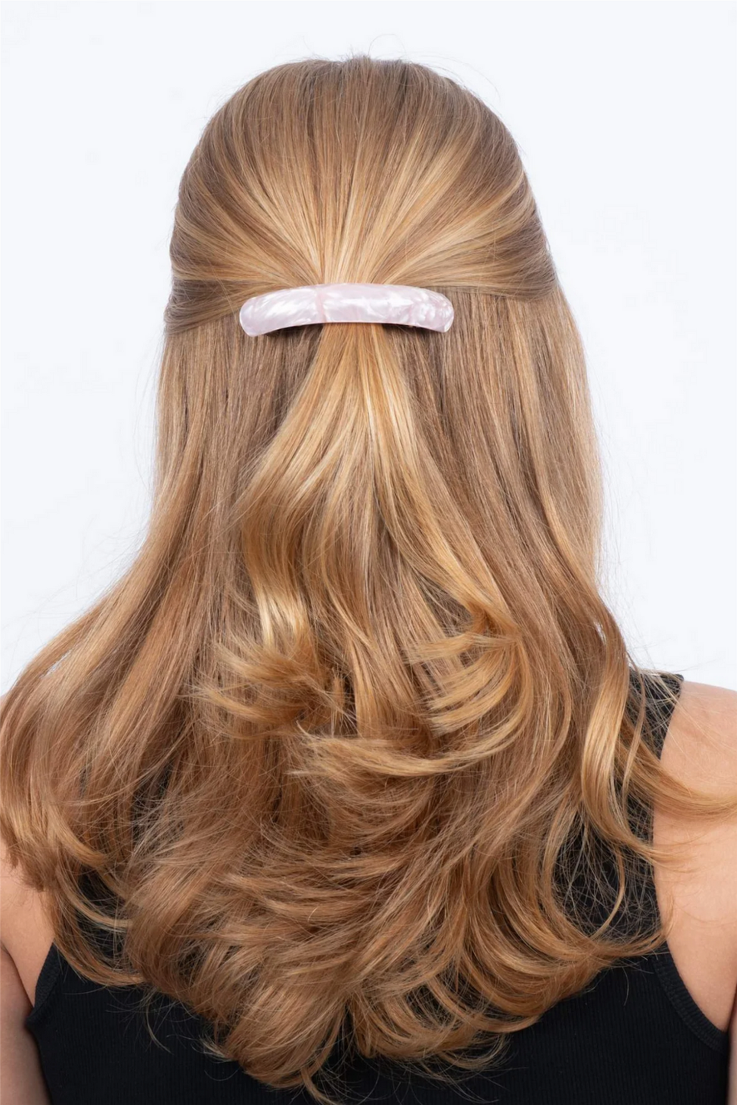 Curved Soft Serve Clip Strawberry