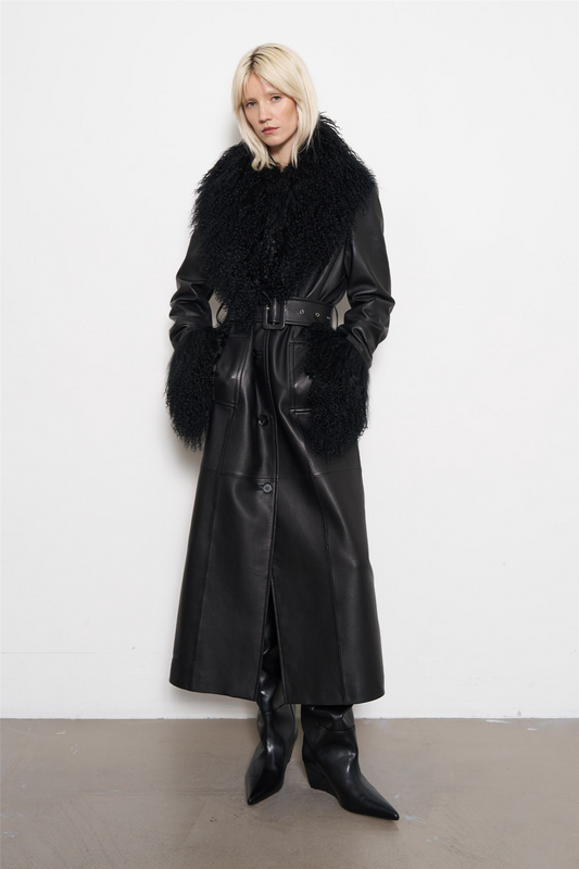Monica Coat Black.
