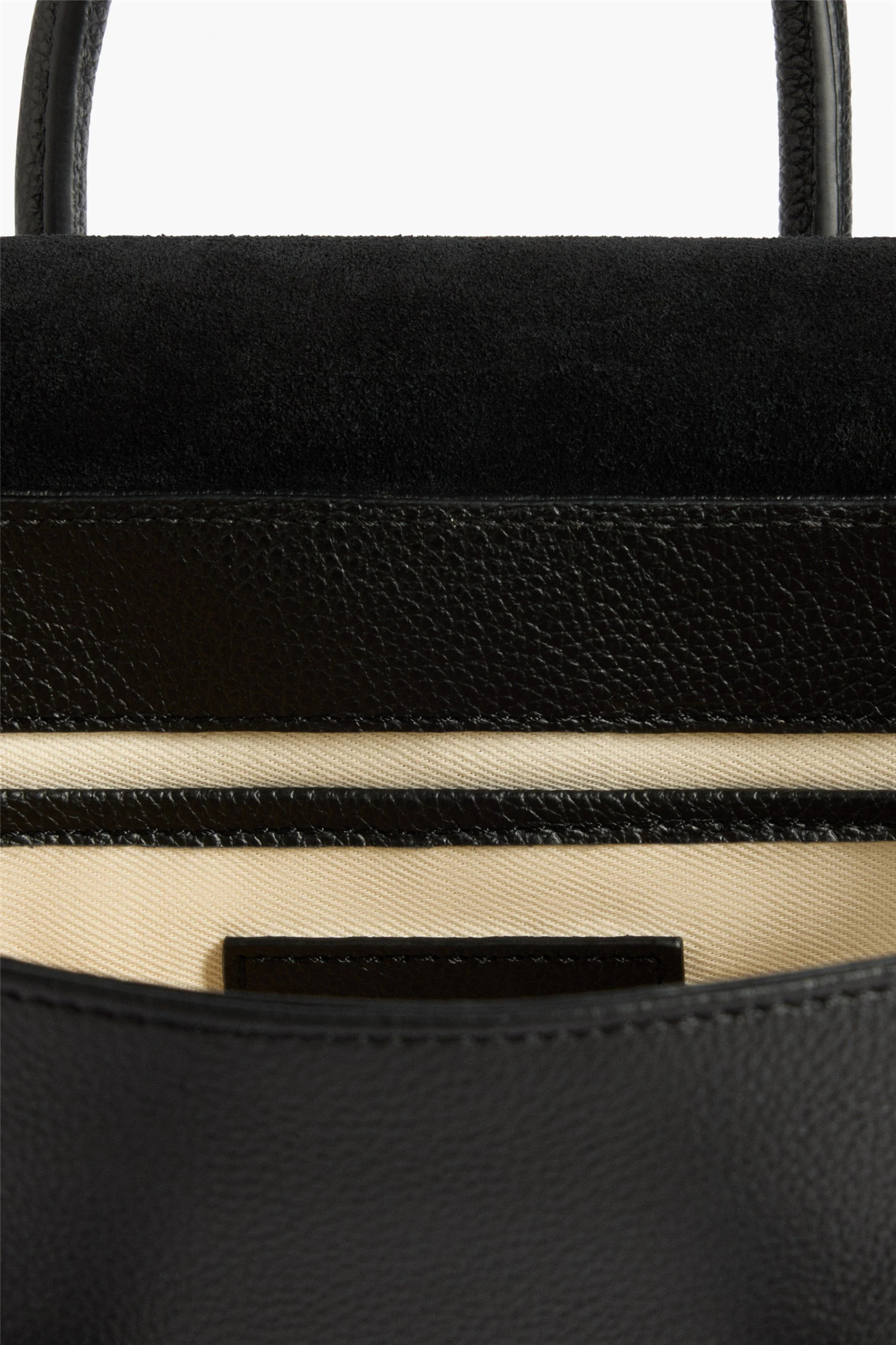 Lydia Mini Bag Grained Leather Black.