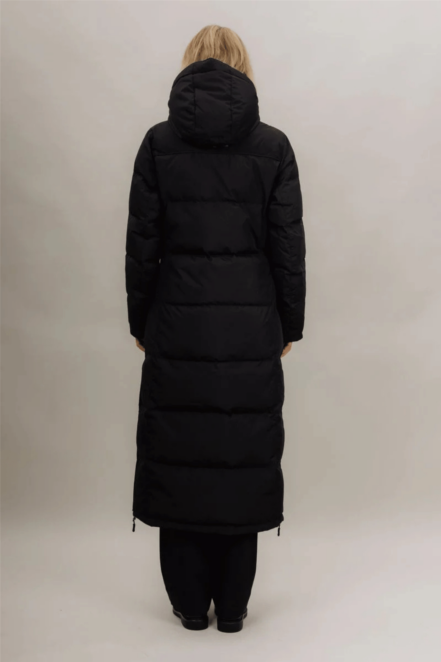 Laya Down Coat Black