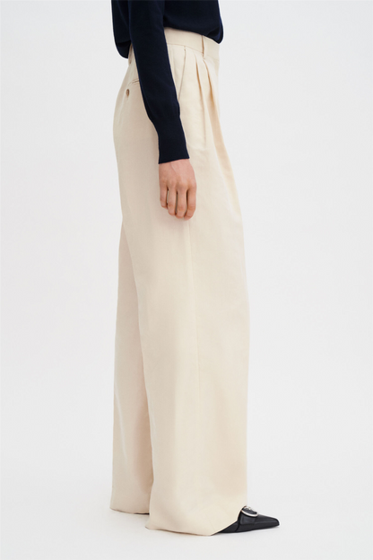 Darcey linen trousers Cream White.