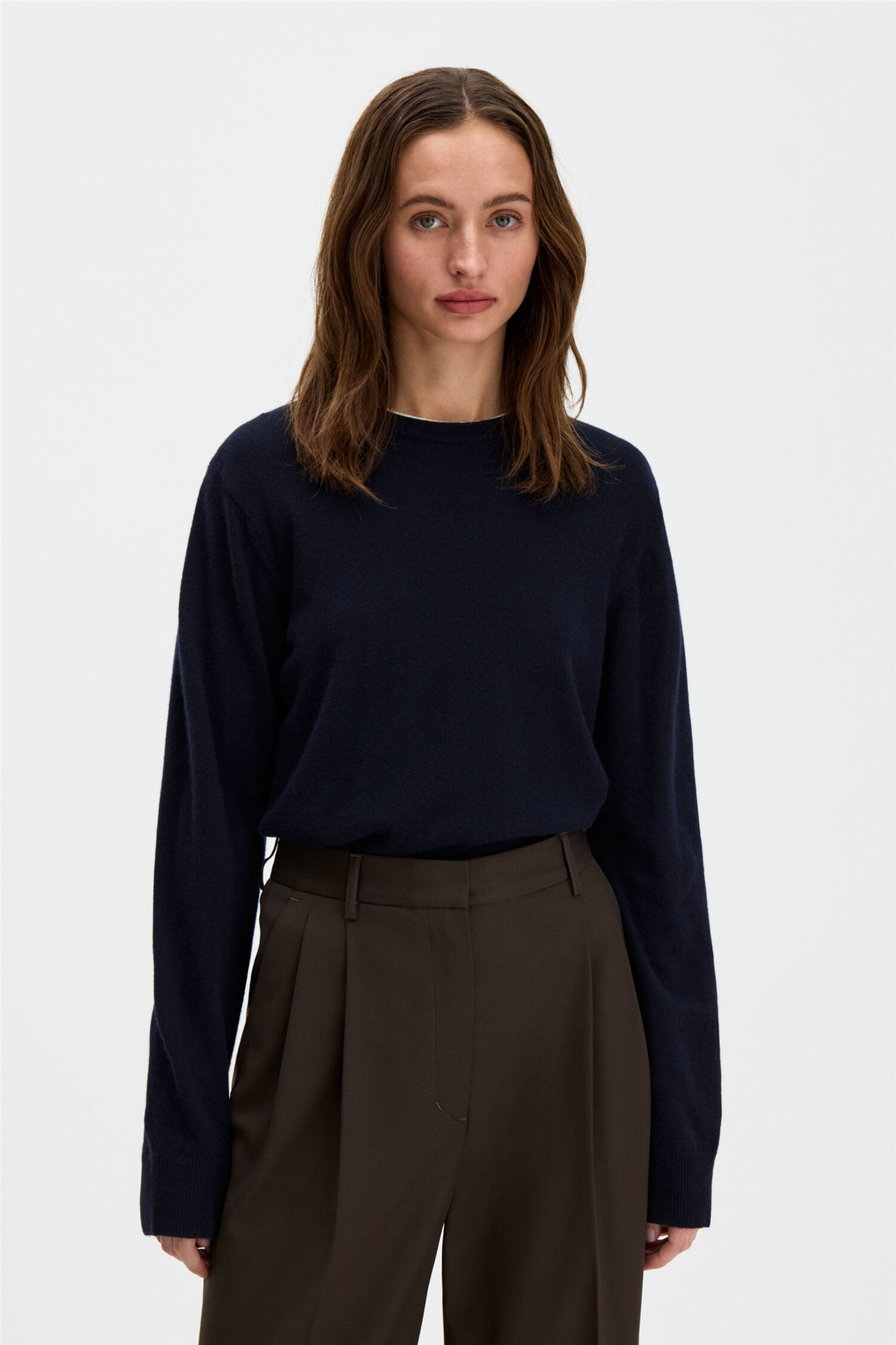 Soft Wool Crewneck Sweater Navy.