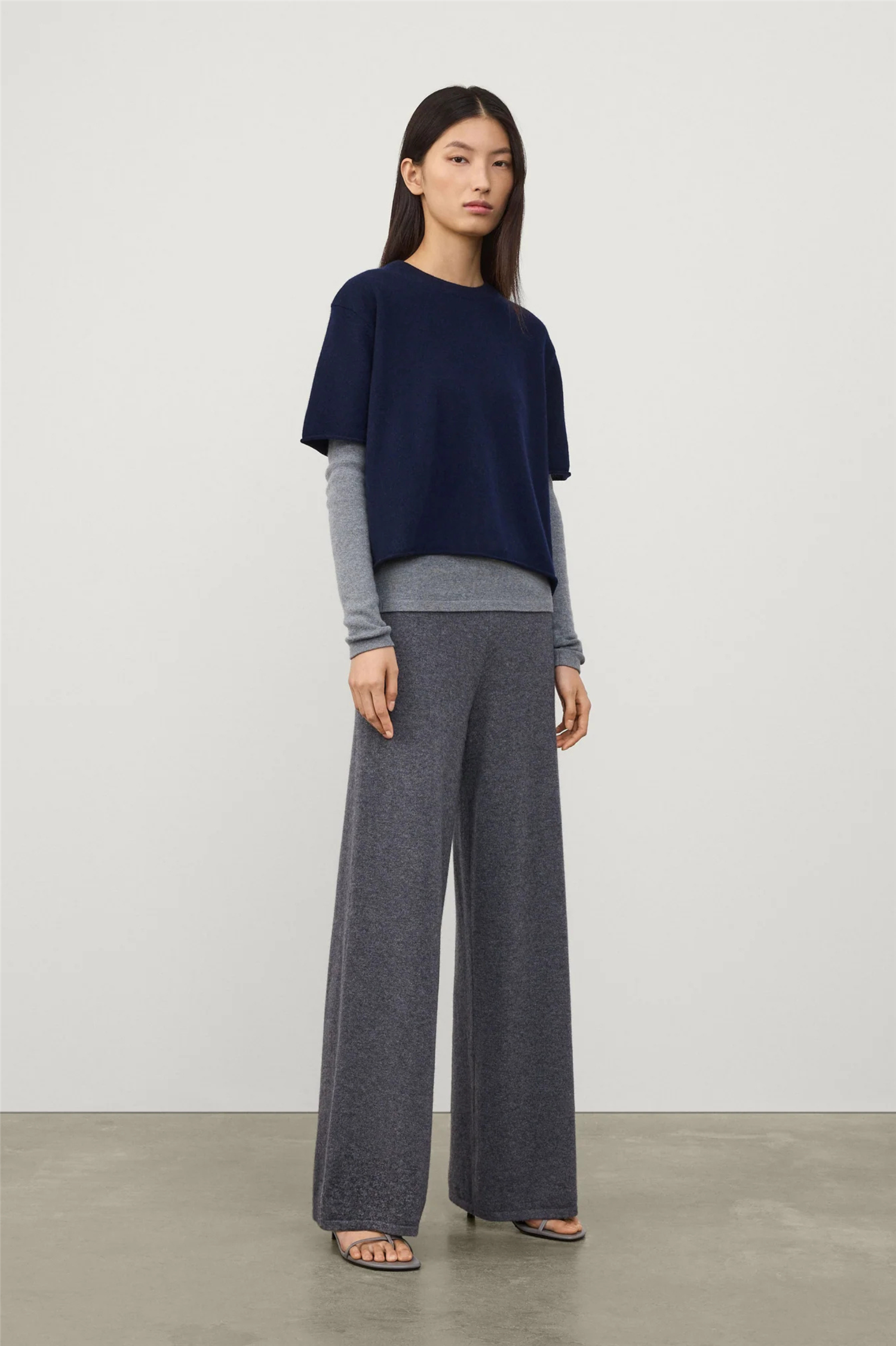 Cila T-Shirt Navy.