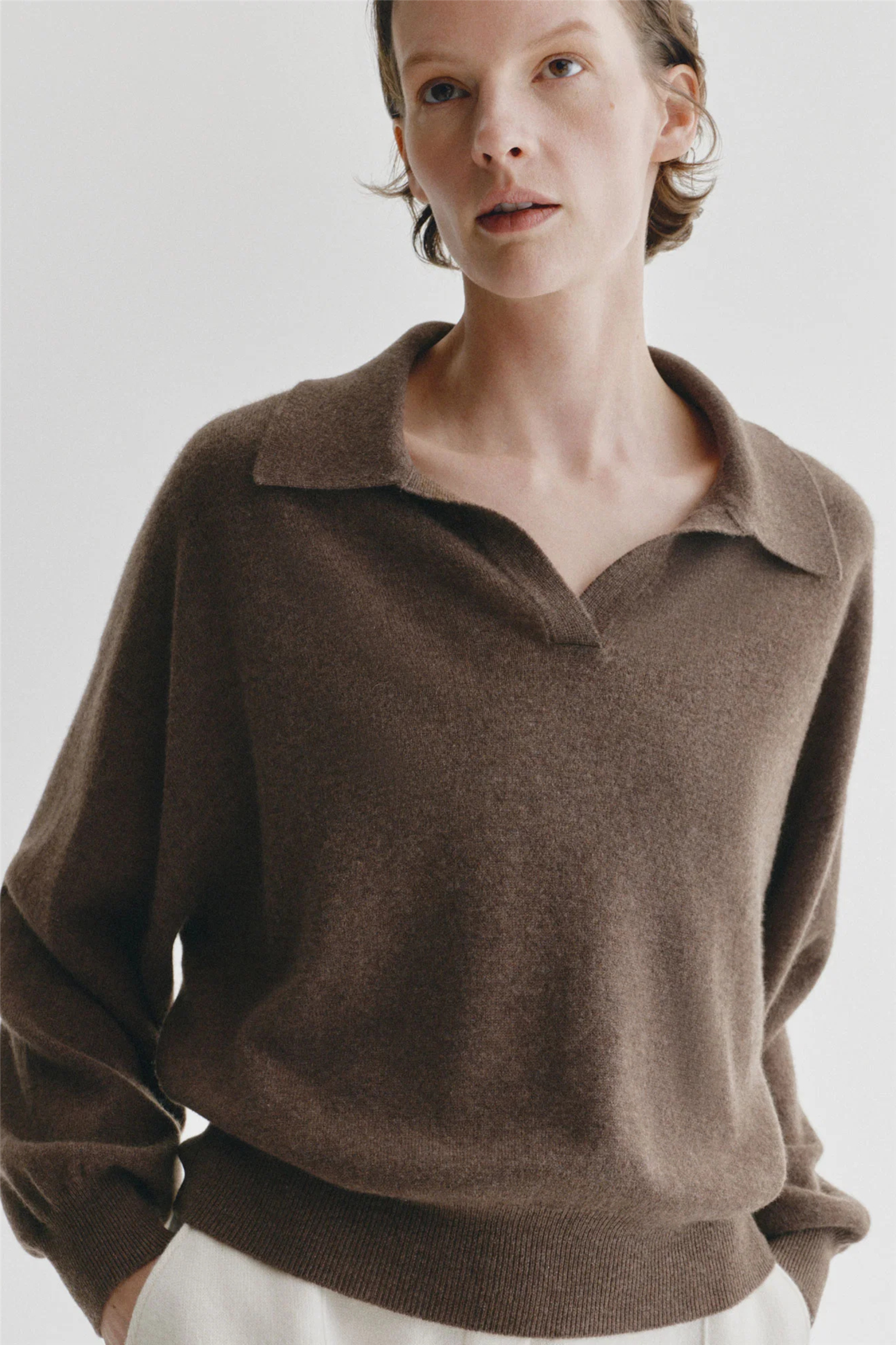Katriel Sweater Dark Truffle.