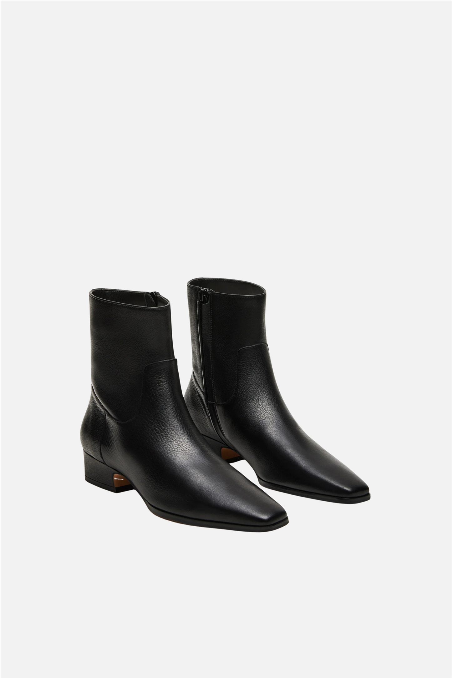 Dusty Ankle Boot Black Leather.
