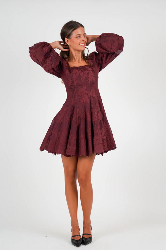 Sophie Lace Dress Bordeaux.
