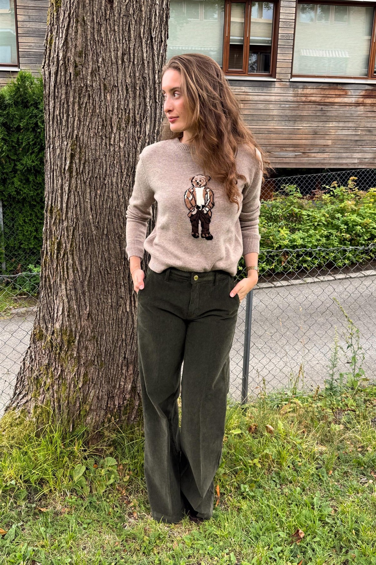 Elaine Cord Jeans Militare.