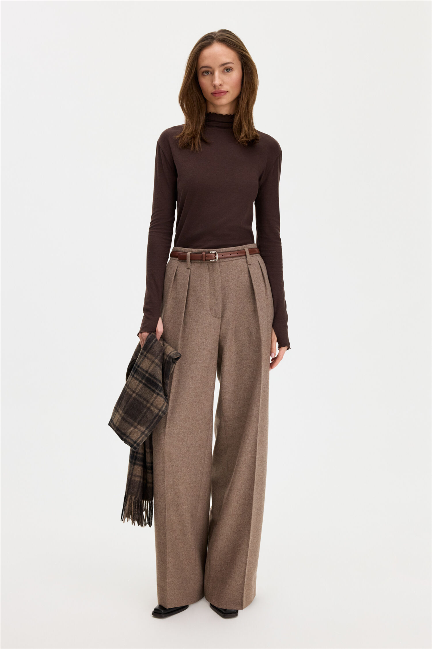 Rib mock neck top Dark Chocolate.