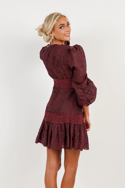 Castle Lace Dress Bordeaux.