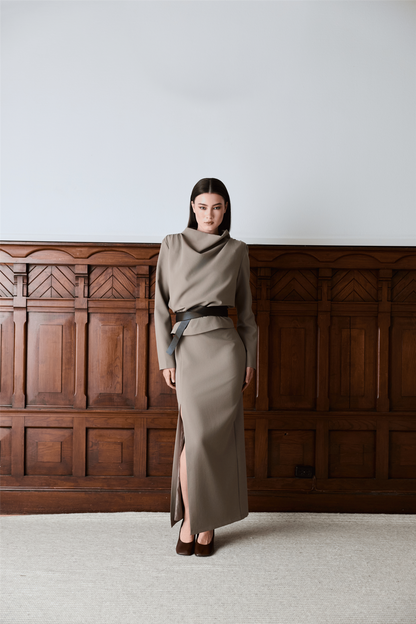 Beverly Top Taupe Grey