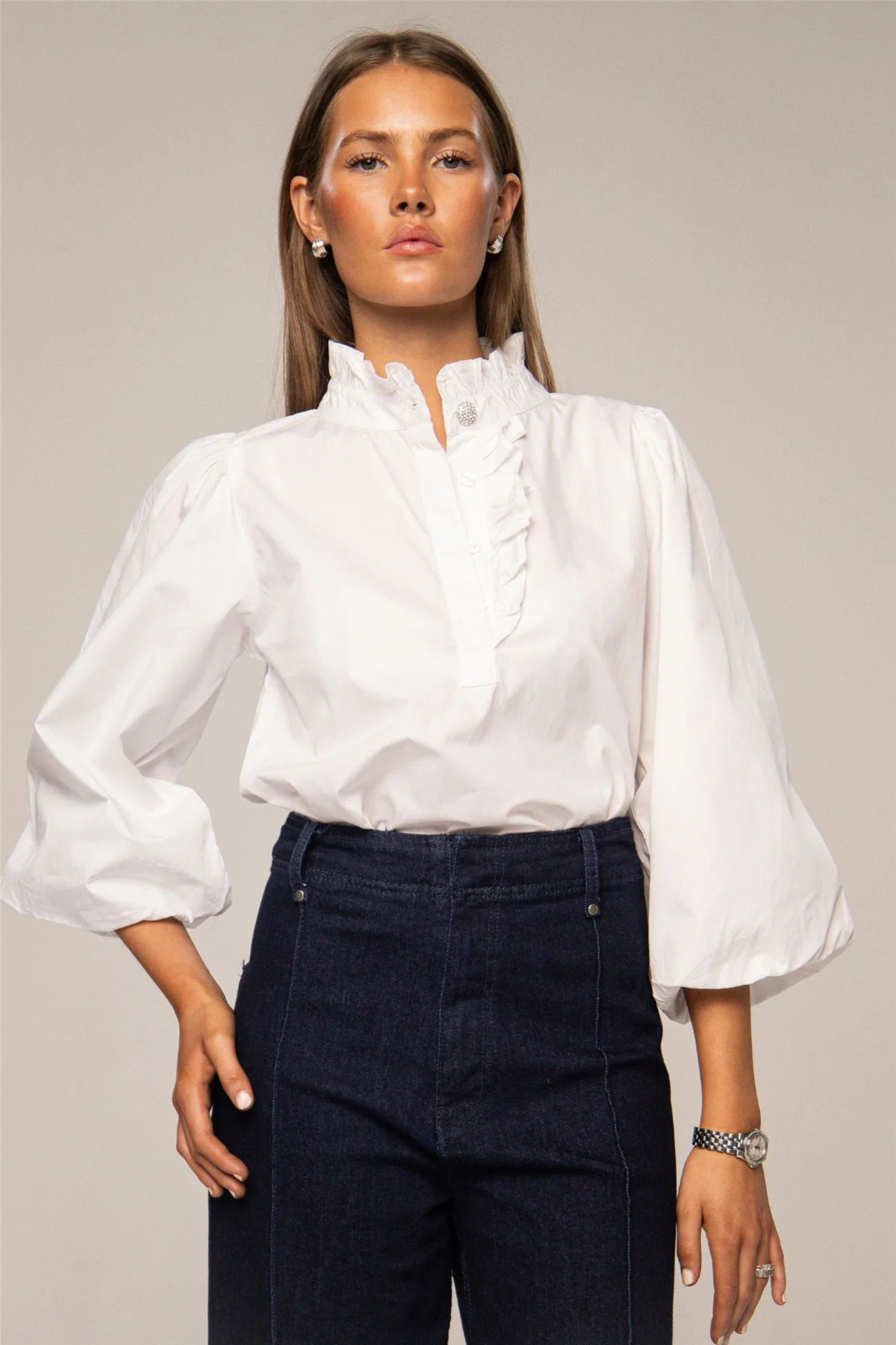 Ella Blouse Sugar White.