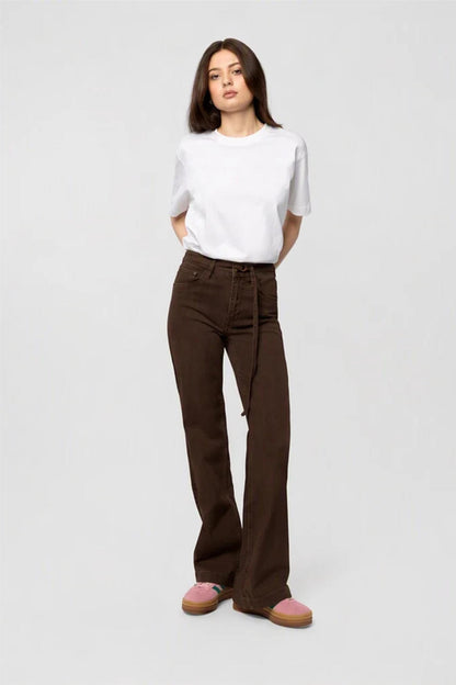 The HENNIE Jean Dark Cacoa