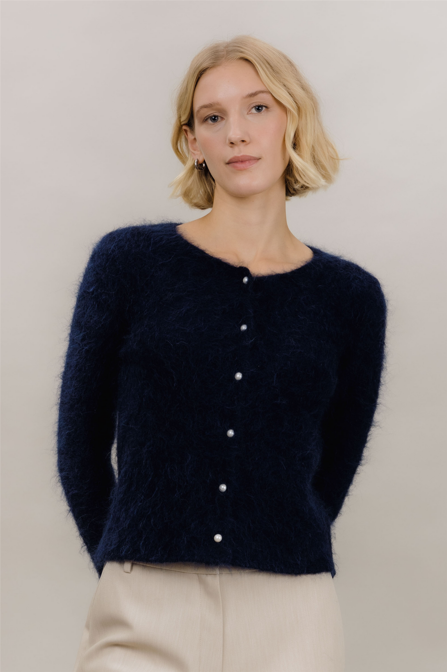 Ada Cardigan Dark Sapphire.
