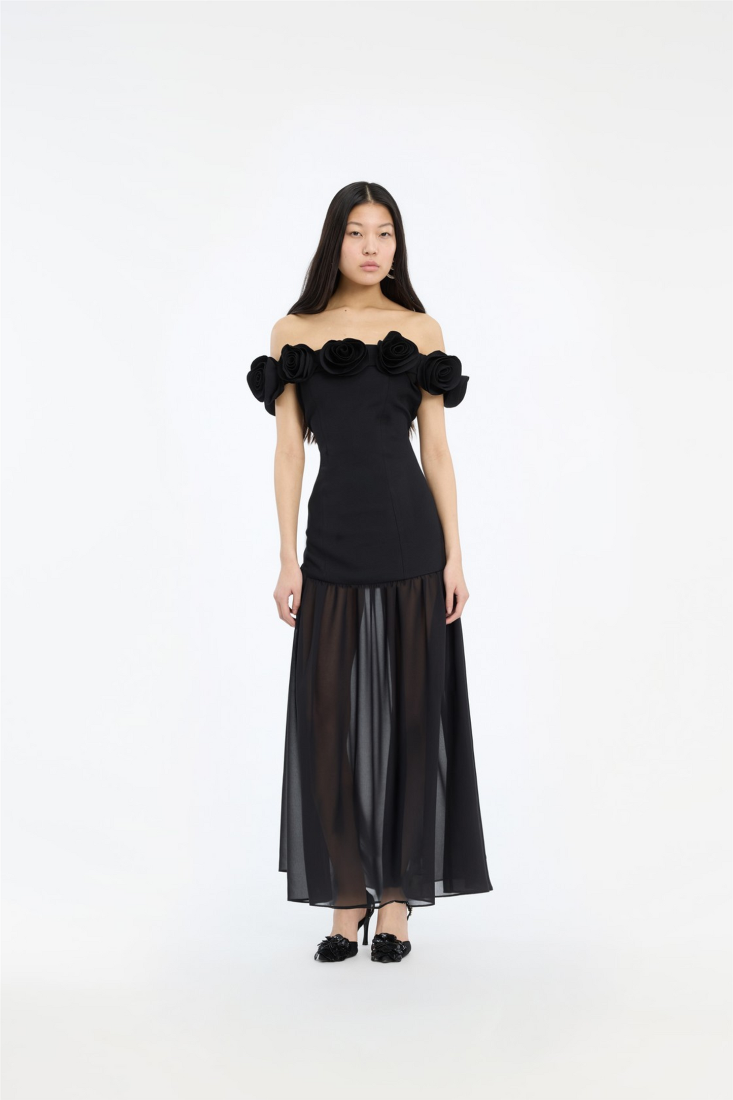 Crepe Maxi Flower Dress Black.