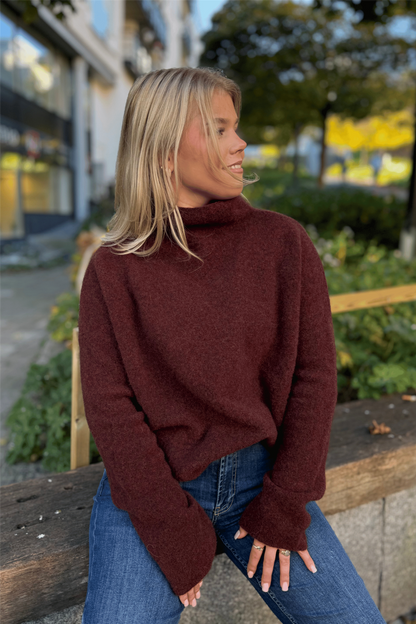Mika Yak Funnelneck Sweater Burgundy