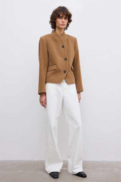 Short Curved Jacket Camel