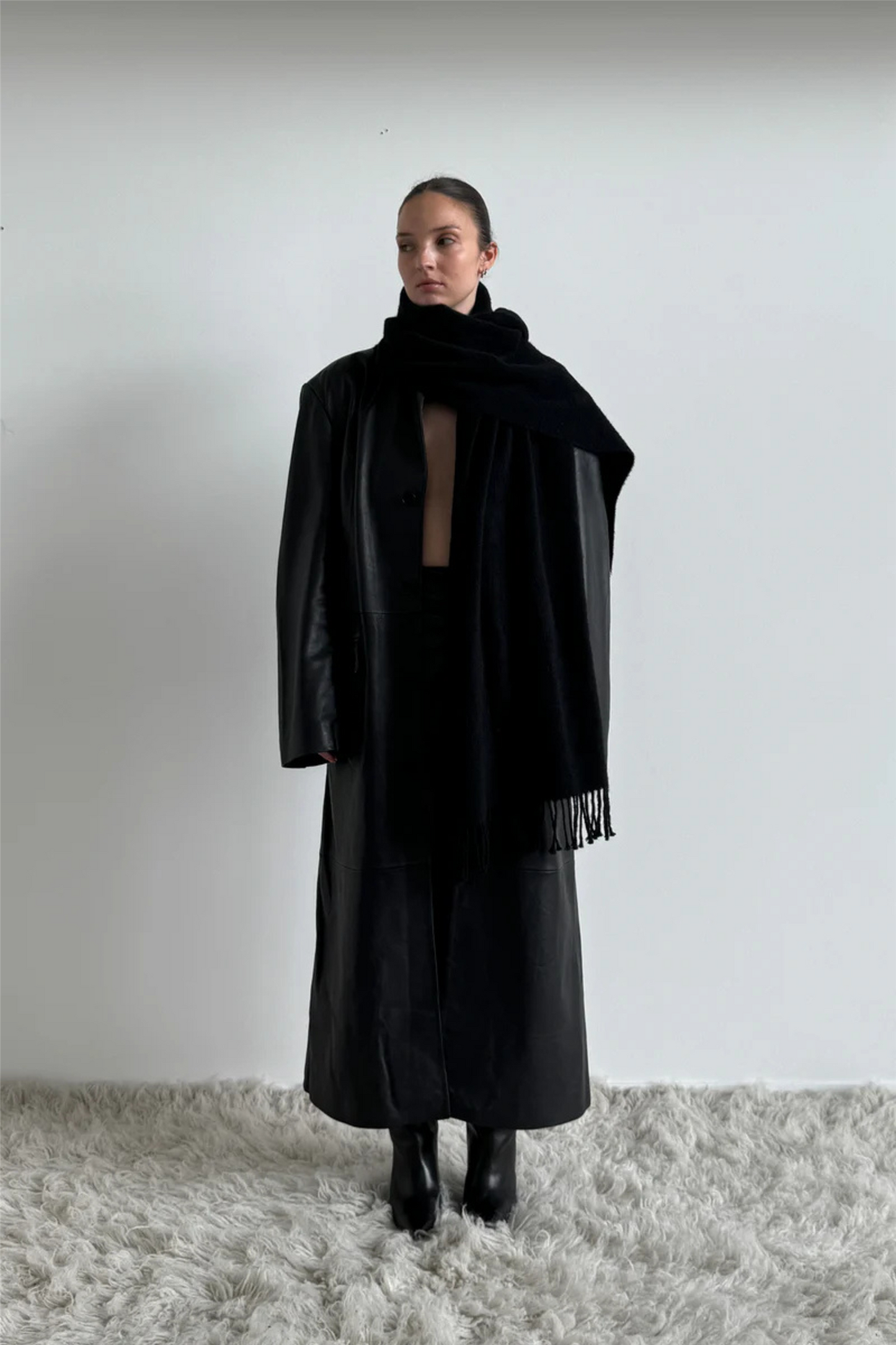 Snug scarf Black