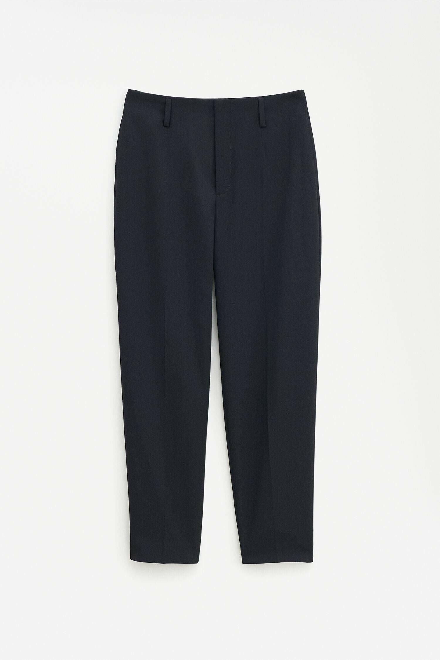 Karlie trousers Black.