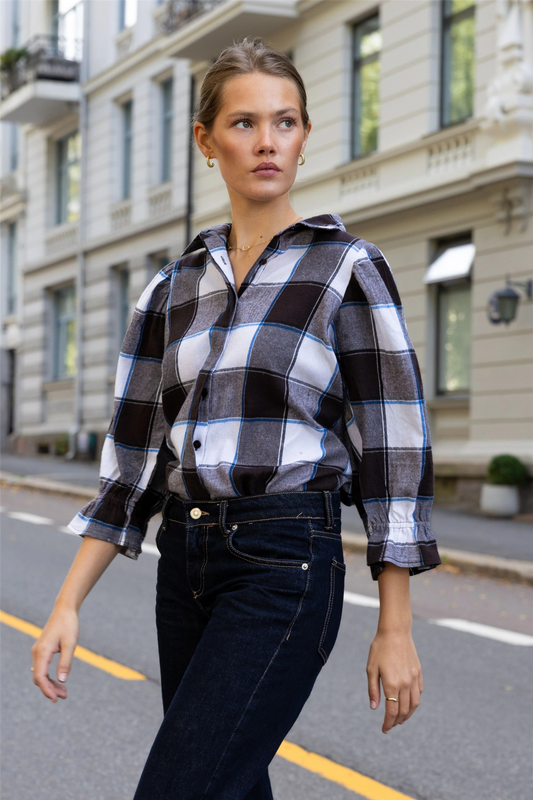 Amy Shirt Heritage Plaid.