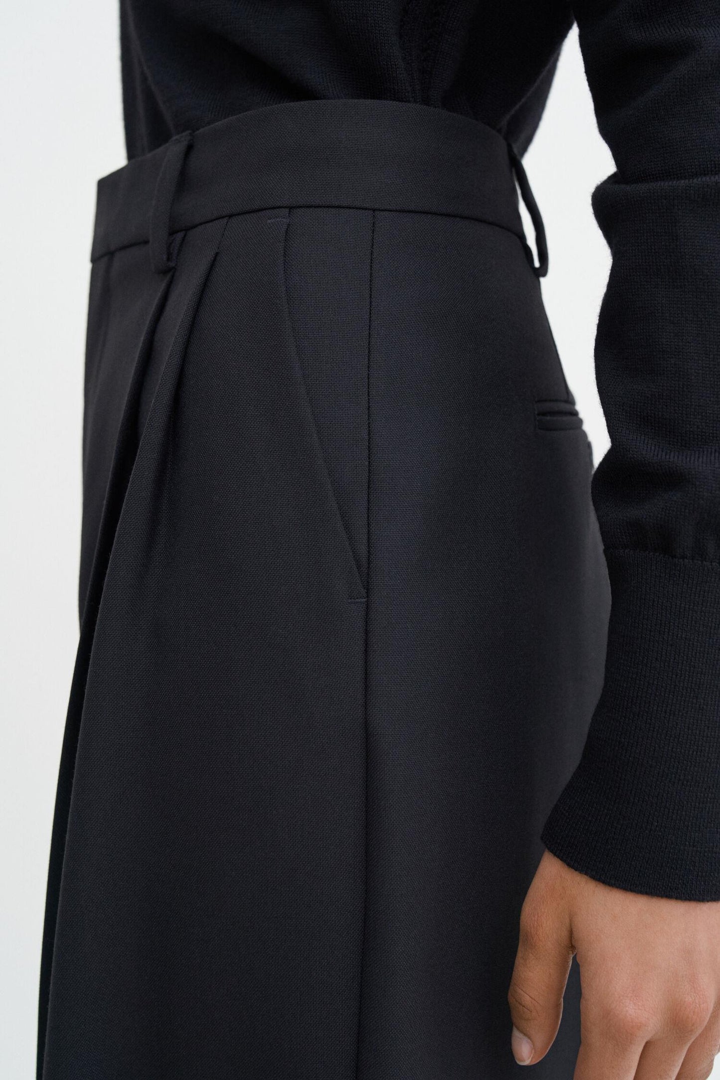 Darcey wool trousers Black