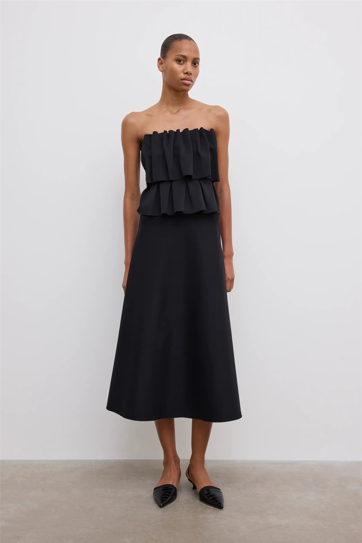 Sculpted Tube Top Black.