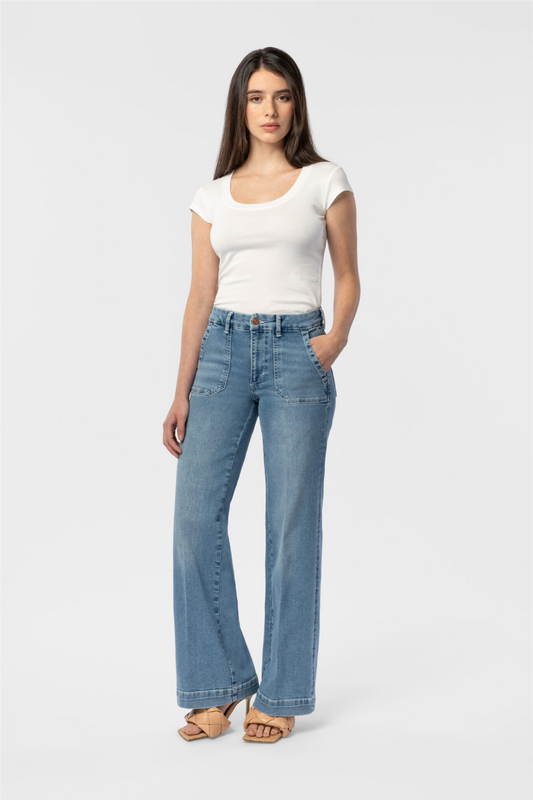 The MONA Jean Vintage Blue