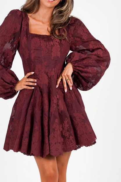 Sophie Lace Dress Bordeaux.