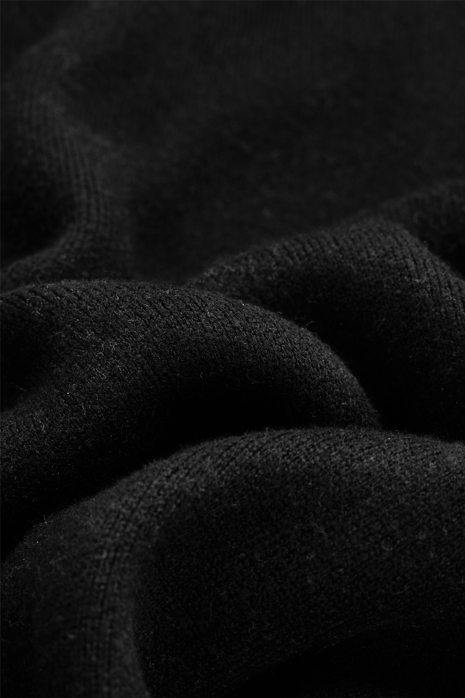 Serge Scarf Black.