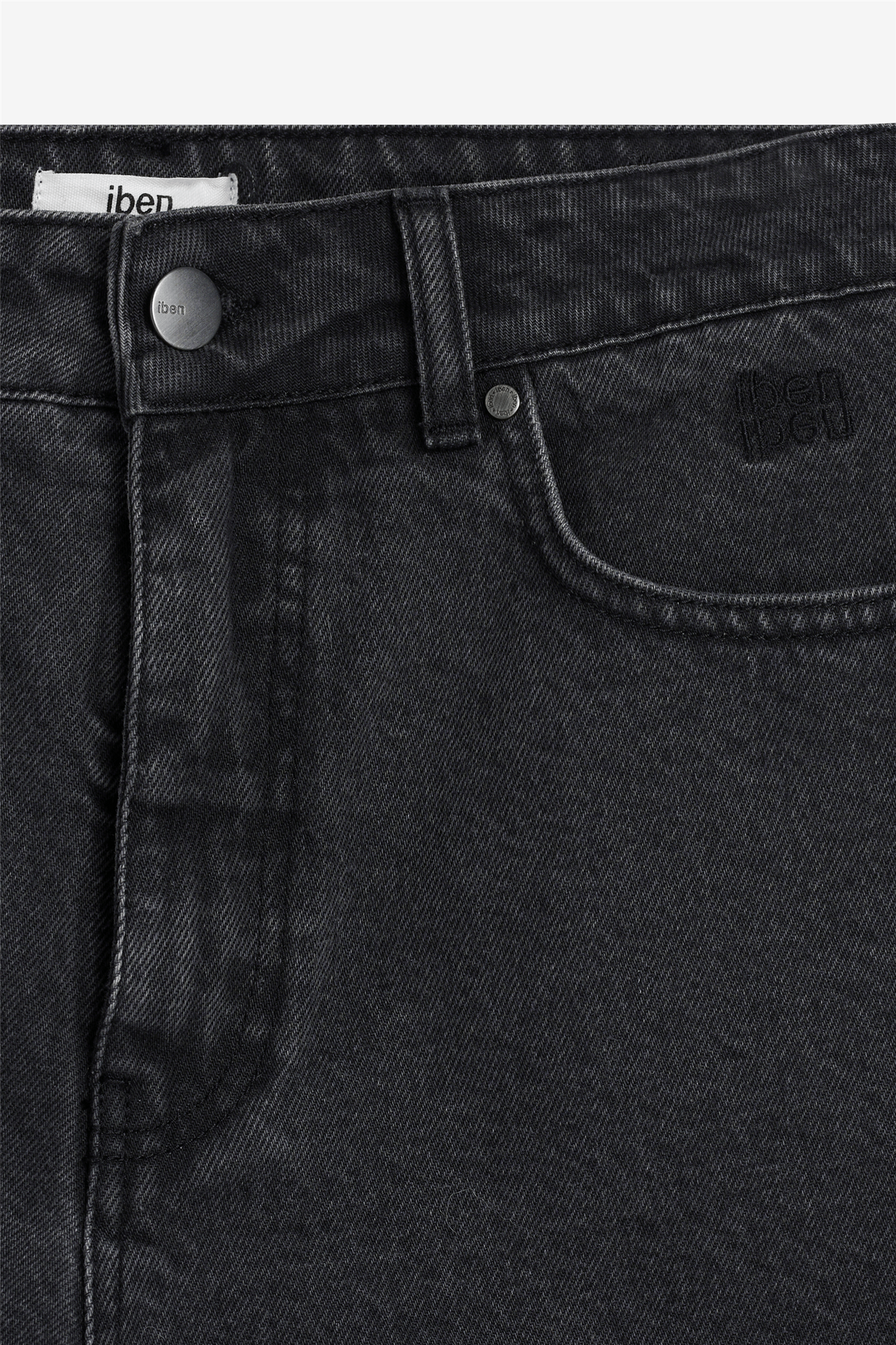 IBEN REIGN RISE SHORTS.
