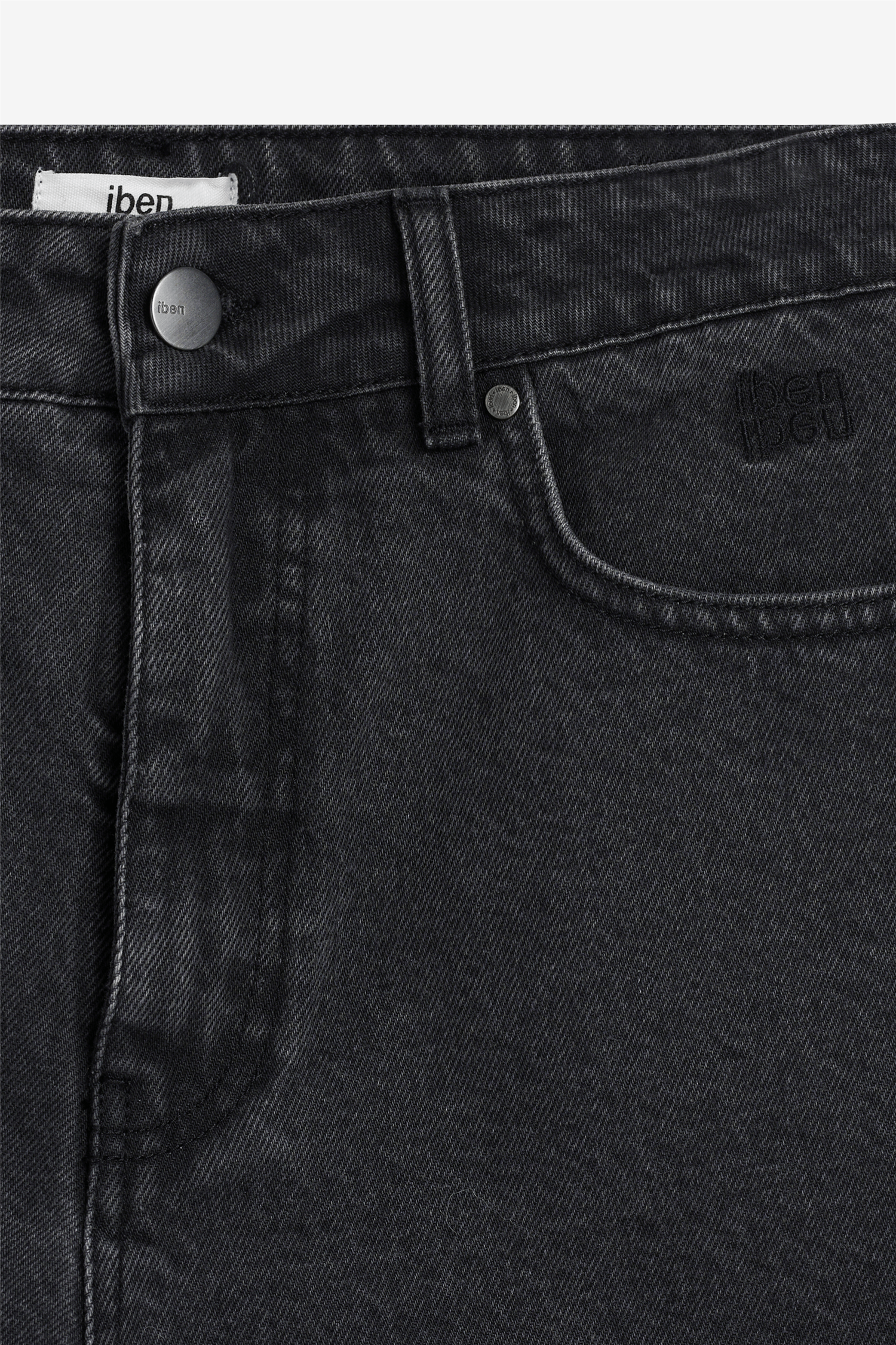 IBEN REIGN RISE SHORTS.